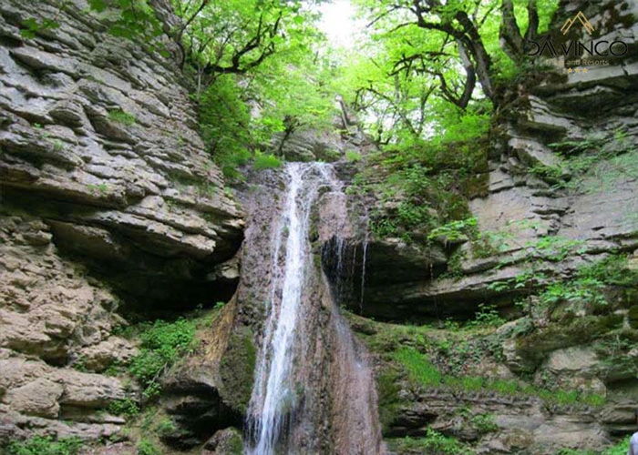 آبشار آب پری